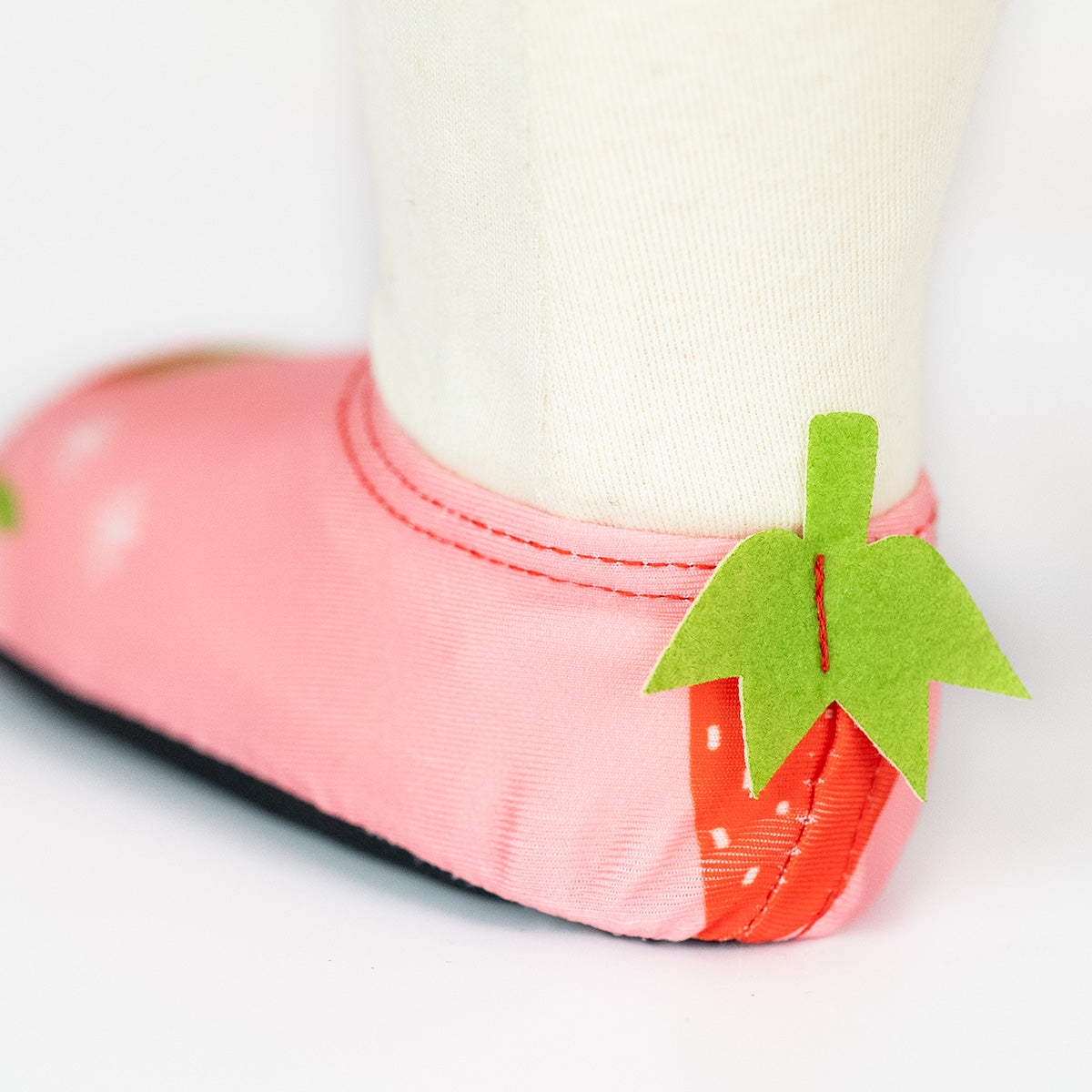 Kids Water Shoes Strawberry Field